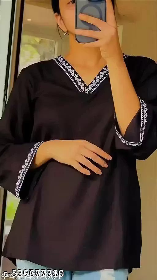 Women Tending Rayon Printed Short Kurta