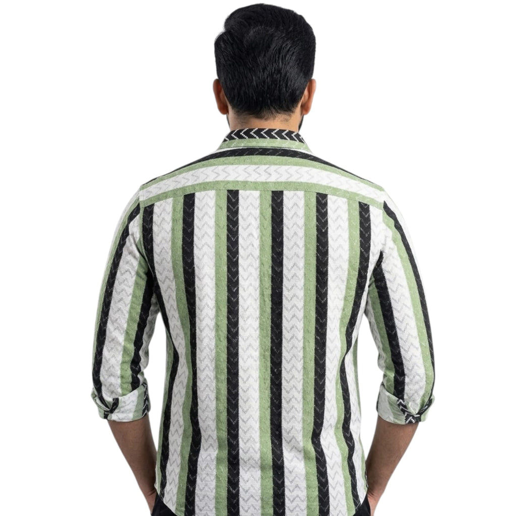 Shopia Men Relaxed Fit Spread Collar Vertical Stripped Casual Shirt